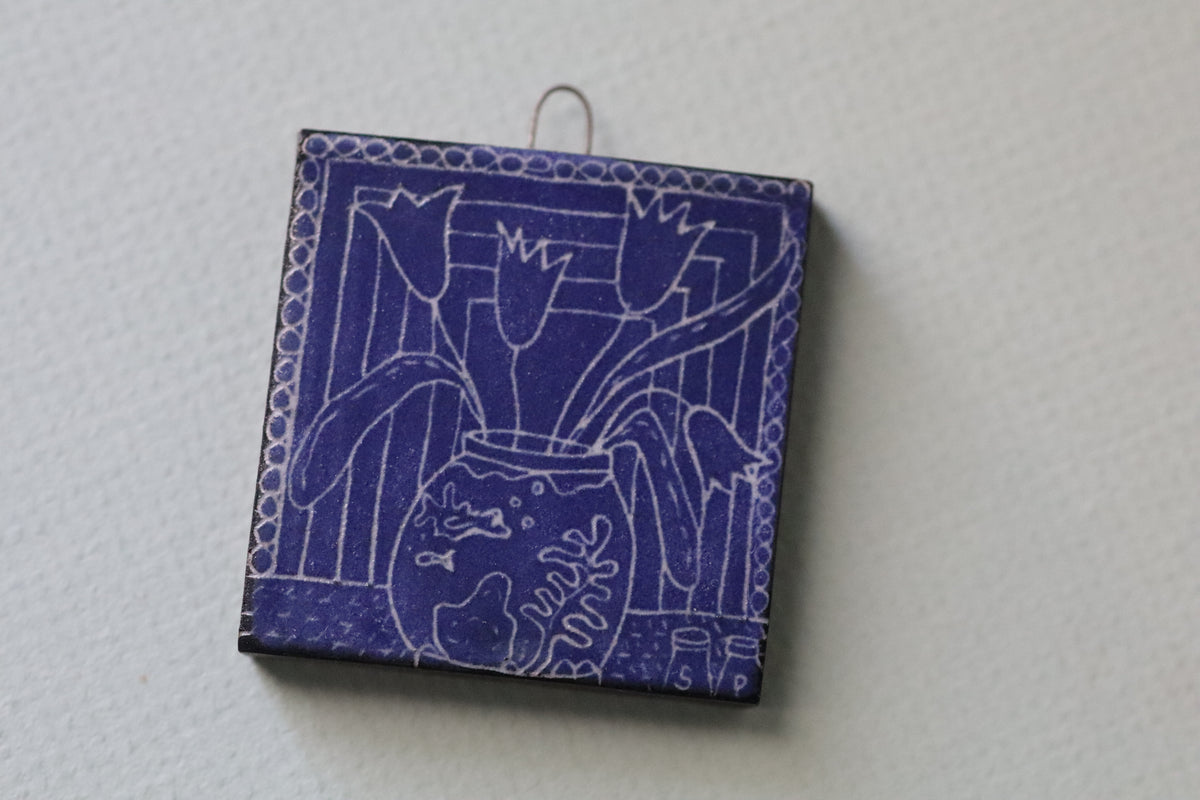 fish bowl flowers tile