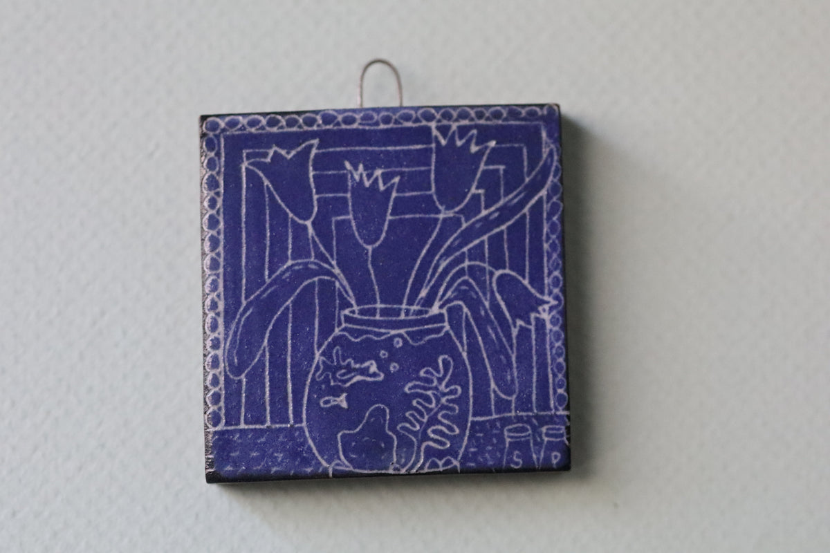 fish bowl flowers tile
