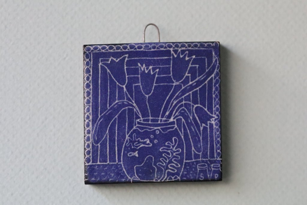 fish bowl flowers tile